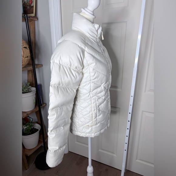 The North Face Aconcagua White down short Puffer Jacket small /xs - Picture 4 of 13